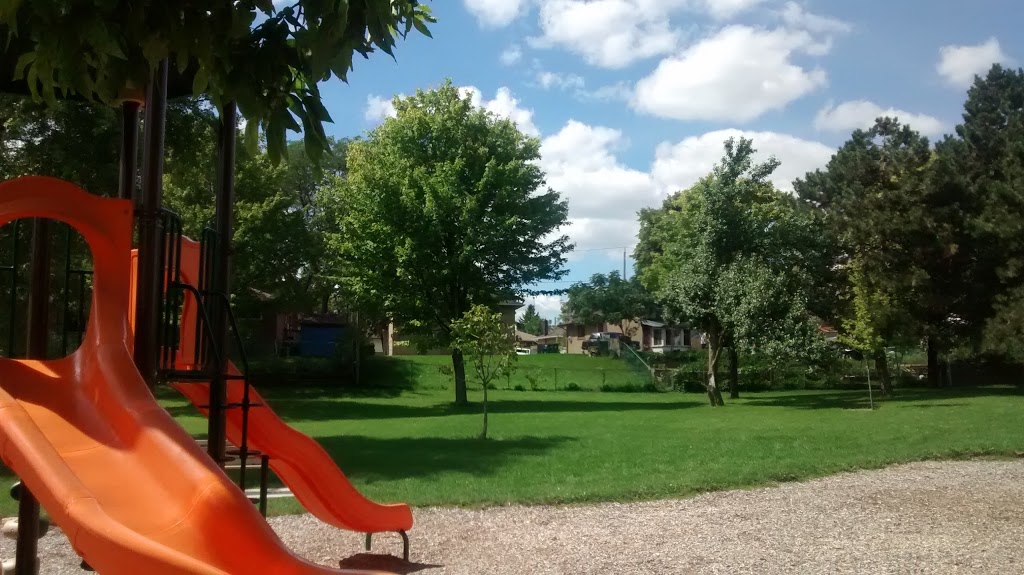 Churchill Heights Park | 60 Mountland Dr, Scarborough, ON M1G 2P1, Canada | Phone: (416) 338-4386