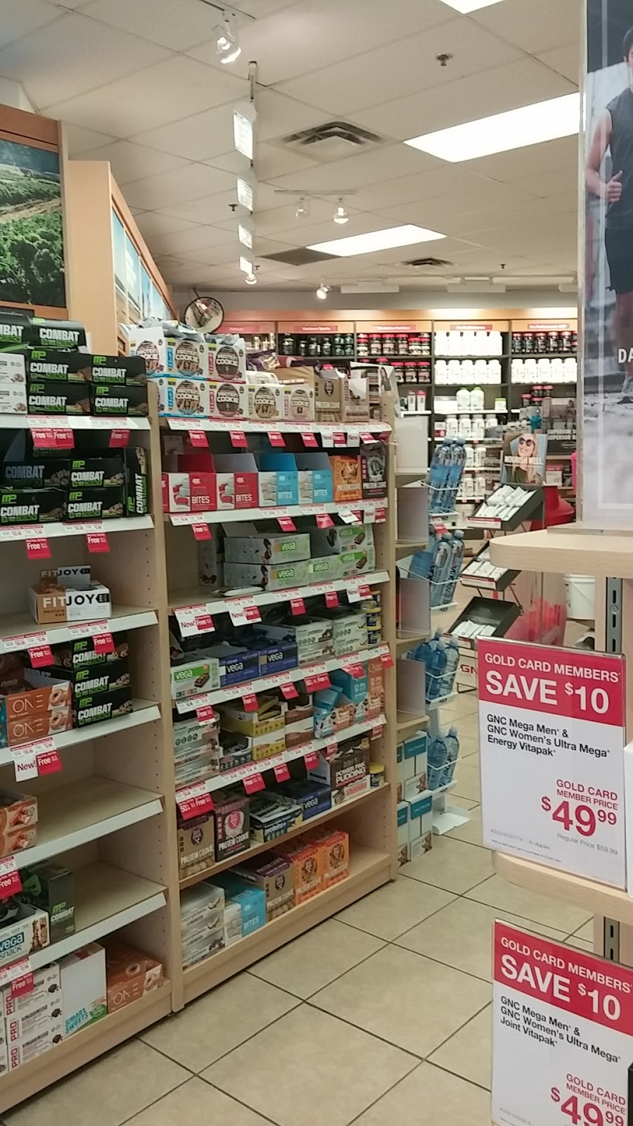 GNC - General Nutrition Centres | 1200 St Laurent Blvd St. Laurent S.C, Ottawa, ON K1K 3B8, Canada | Phone: (613) 749-5205