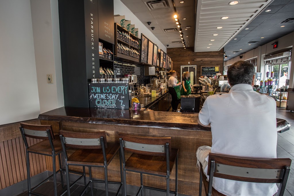 Starbucks | 2100 Hurontario St, Mississauga, ON L5B 1M8, Canada | Phone: (905) 270-2875