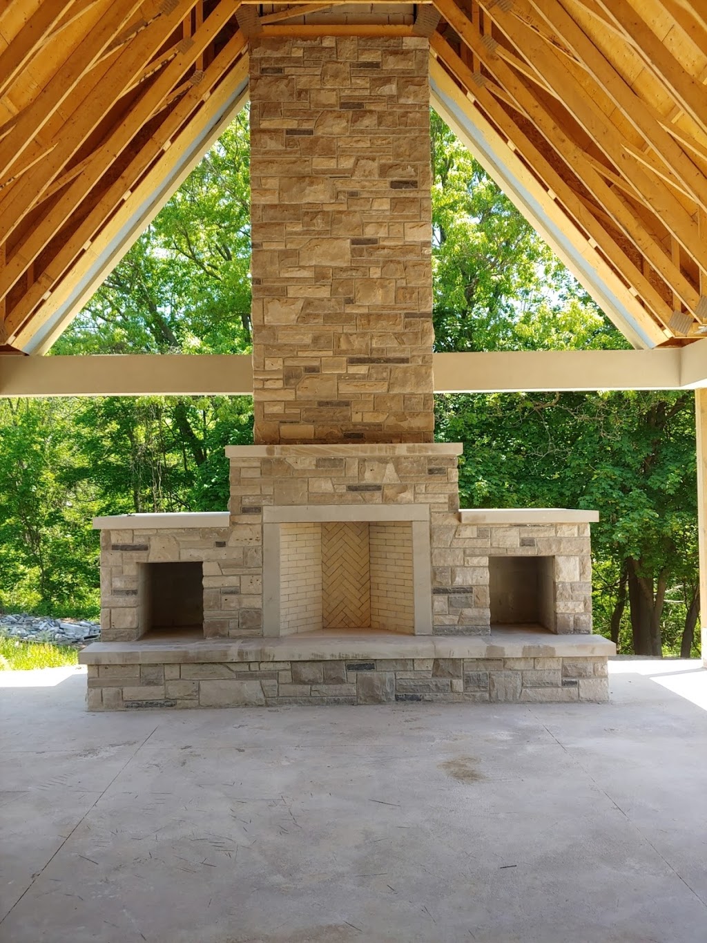 Wild Wolf Masonry & Stone | 1058 Rainbow Cir, Gravenhurst, ON P0E 1G0, Canada | Phone: (905) 517-4518