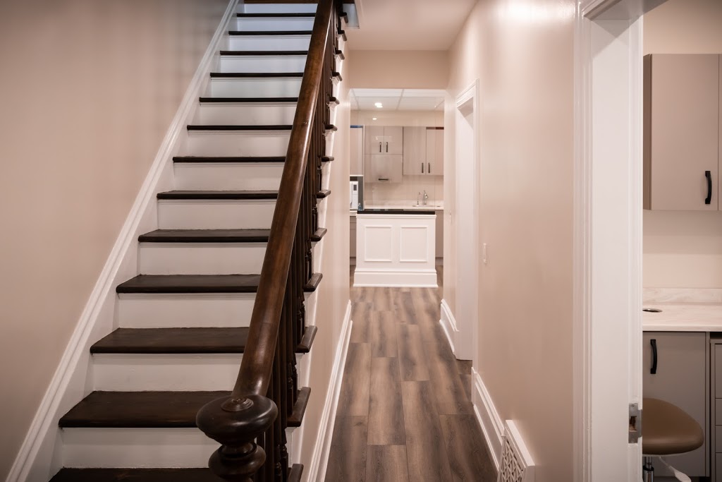 Clayton Dentistry | 421 Woolwich St, Guelph, ON N1H 3X2, Canada | Phone: (519) 265-2727