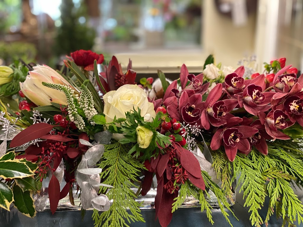 Marlow Floralworks | 2101 4 St SW, Calgary, AB T2S 1W8, Canada | Phone: (403) 228-6335