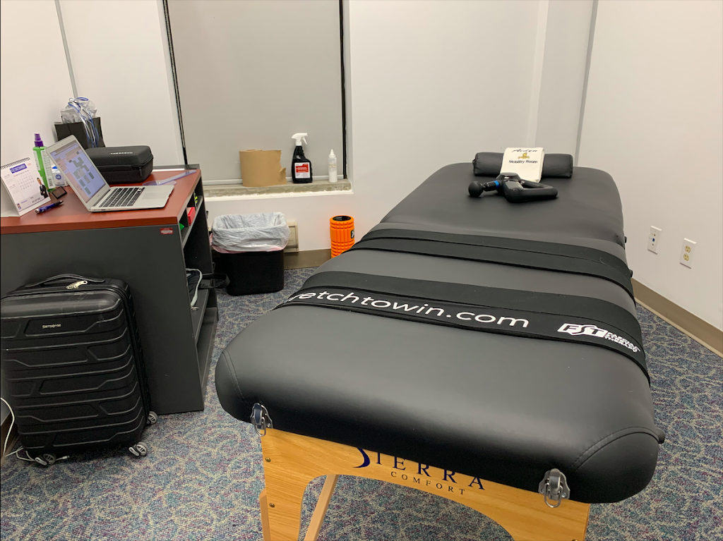 Mobility Room | 84 Aspen Springs Dr #411, Bowmanville, ON L1C 0V3, Canada | Phone: (905) 447-2533