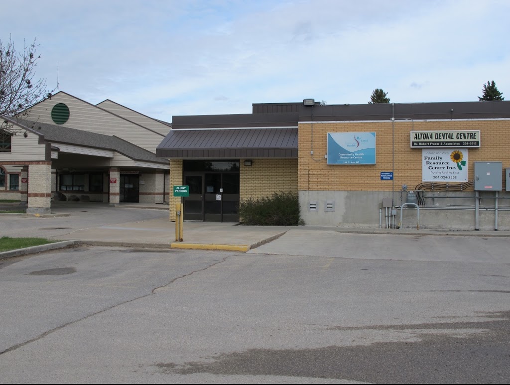 Altona Dental Centre | 238 5 Ave NE, Altona, MB R0G 0B0, Canada | Phone: (204) 324-6812