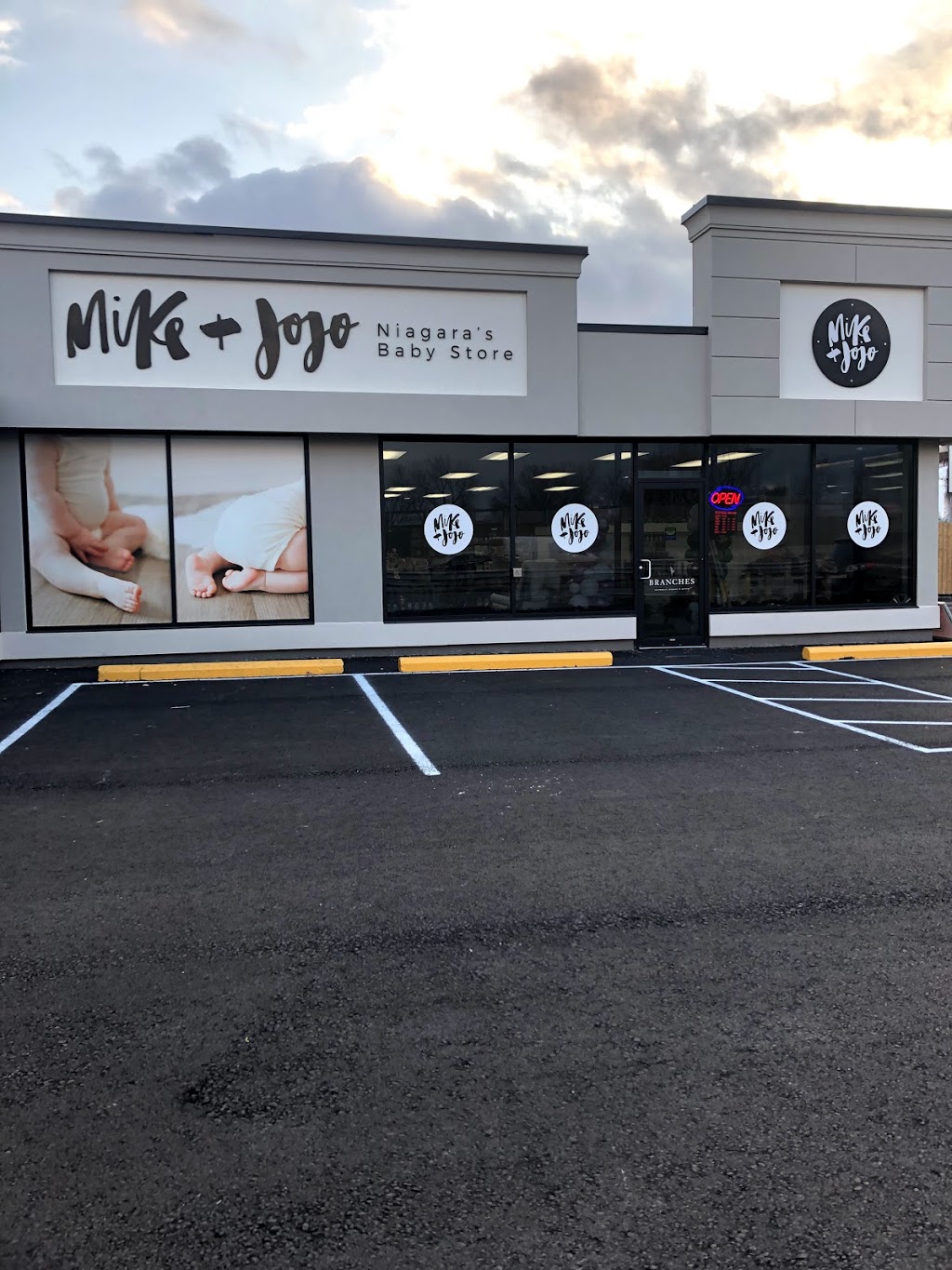 Mike & Jojo Baby Boutique | 41 Maywood Ave, St. Catharines, ON L2R 1C5, Canada | Phone: (289) 362-1519