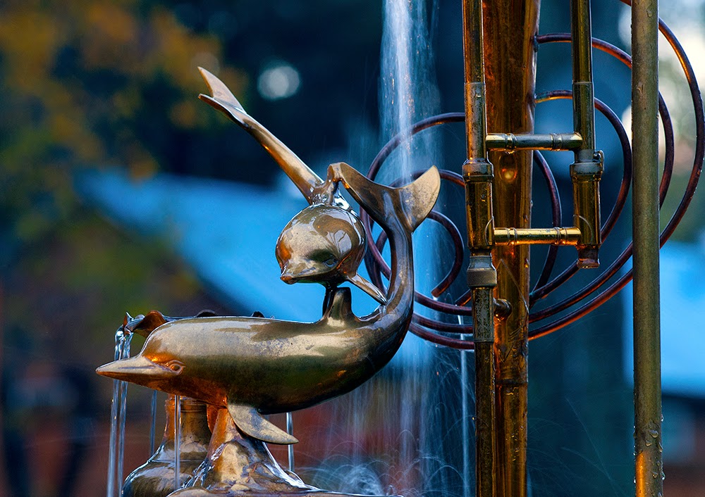 Douglas Walker Sculpture Studio | 8138 N Island Hwy, Black Creek, BC V9J 1H1, Canada | Phone: (250) 337-8417