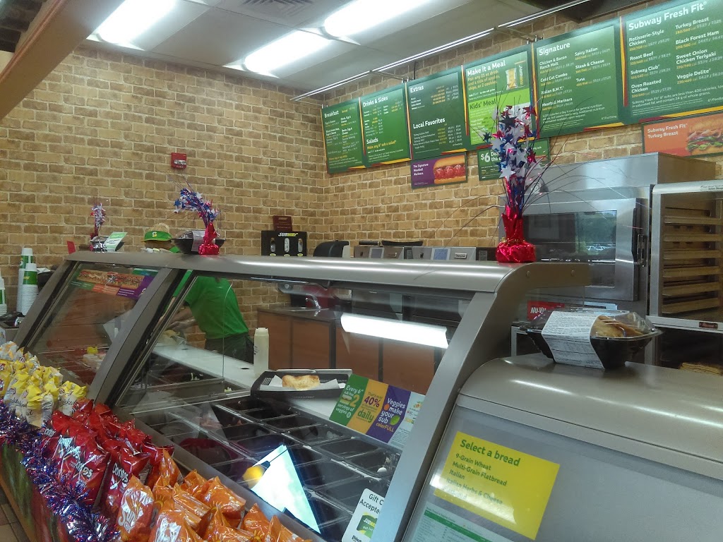 Subway Restaurants | 2424 Wadhams Rd, Smiths Creek, MI 48074, USA | Phone: (810) 987-7859