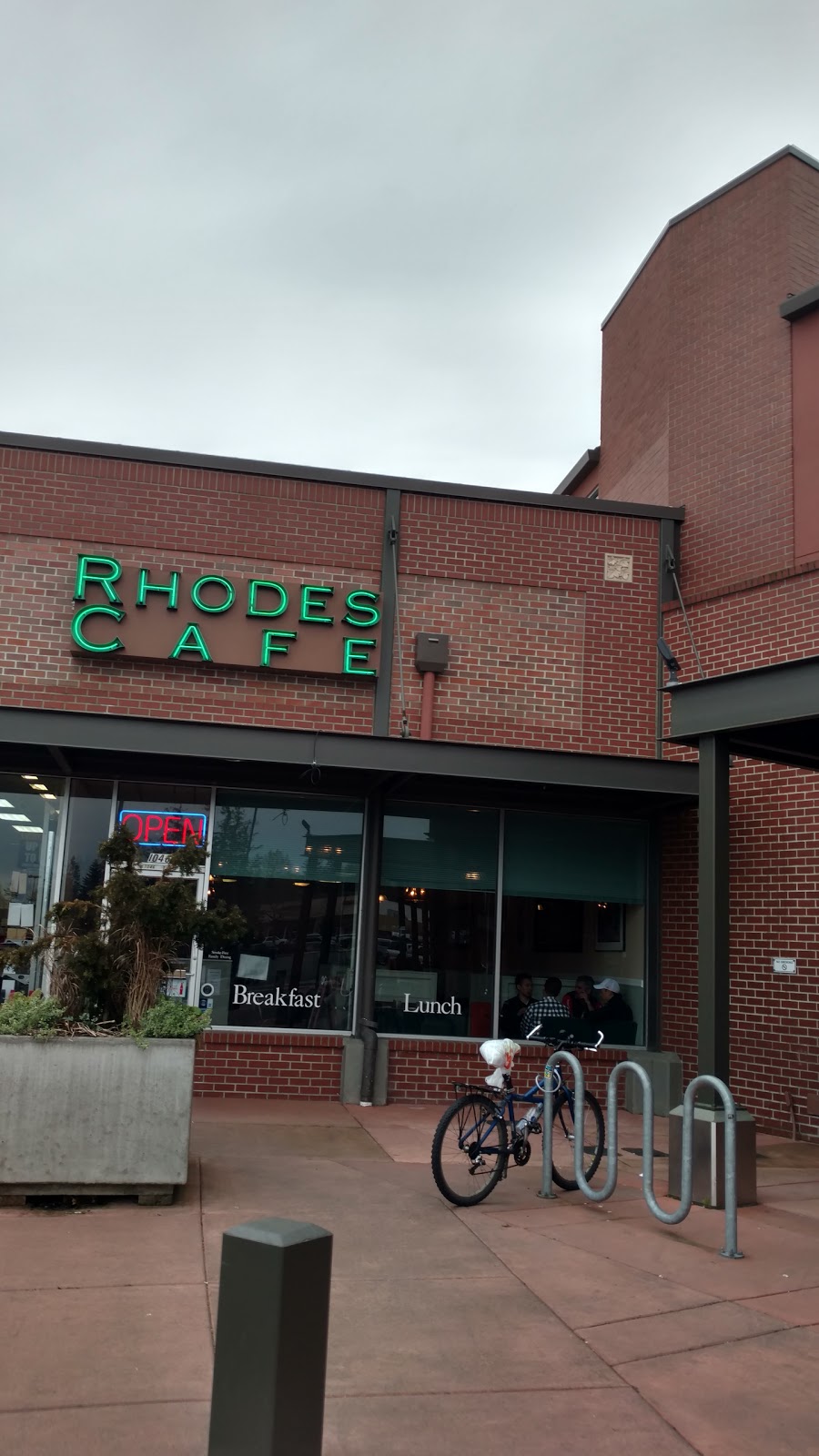 Rhodes Cafe | 1046 Lakeway Dr, Bellingham, WA 98229, USA | Phone: (360) 714-9743