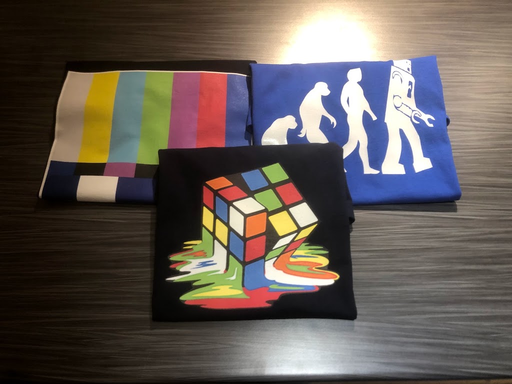 T-Shirt Shop - Vêtements Personnalisés | CF Promenades, 1 Boulevard des Promenades, Saint-Bruno-de-Montarville, QC J3V 5J5, Canada | Phone: (514) 545-5465