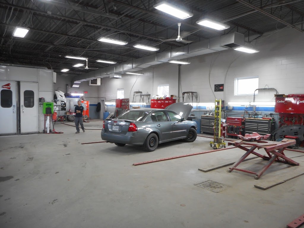 VitrXpert vitres dautos | 2115 industriel Département, VitrXpert, Chambly, QC J3L 4C5, Canada | Phone: (450) 447-2701