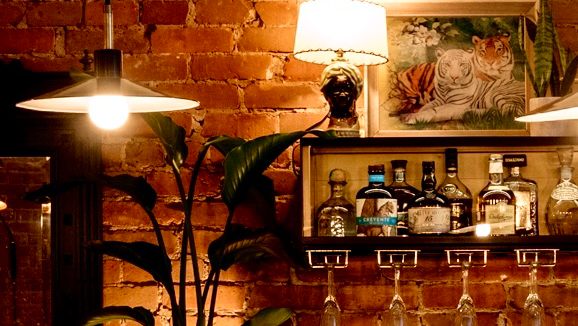 Bar Tapas Taza Flores | 5375 Av du Parc, Montréal, QC H2V 4G9, Canada | Phone: (514) 274-5516