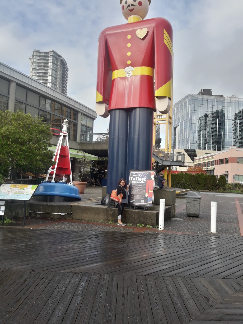 River Market | 810 Quayside Dr, New Westminster, BC V3M 6B9, Canada | Phone: (604) 520-3881