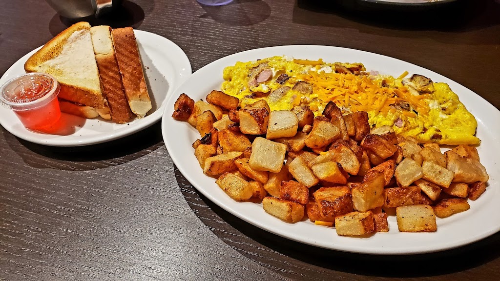 Stacked Pancake & Breakfast House Peterborough | 1154 Chemong Rd Unit#3&4, Peterborough, ON K9H 7S2, Canada | Phone: (705) 741-0001