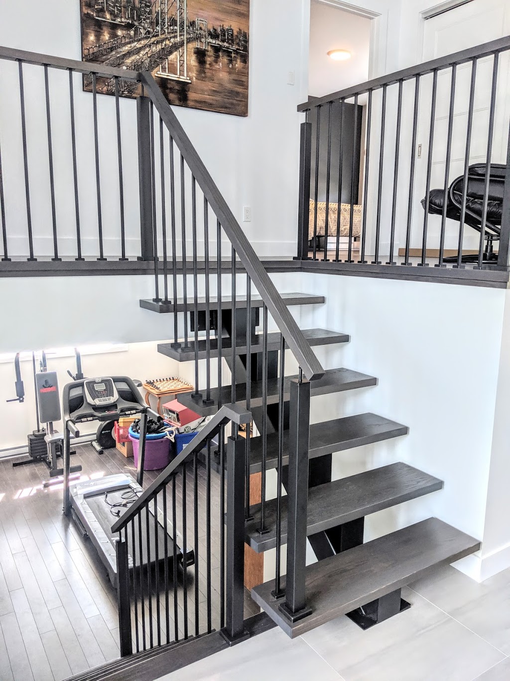 Escaliers SP | 250 Rue du Parc-Industriel, Shawinigan-Sud, QC G9N 6T5, Canada | Phone: (819) 852-2355