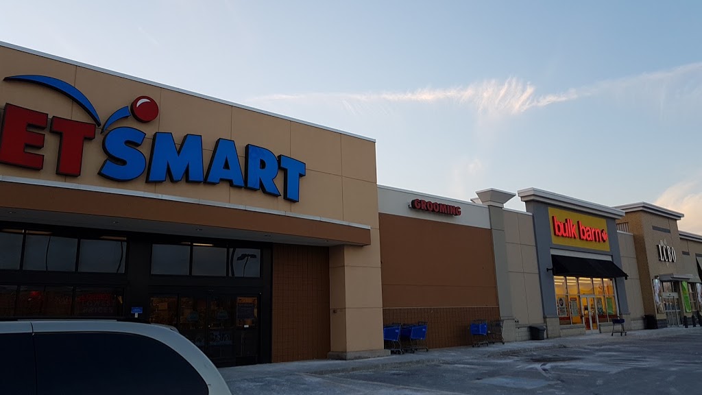 PetSmart | 7481 Oakwood Dr, Niagara Falls, ON L2E 6S5, Canada | Phone: (905) 374-3050