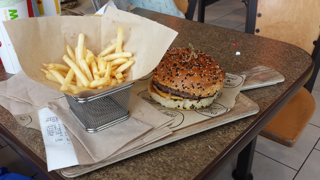McDonalds | 5995 Mavis Rd, Mississauga, ON L5R 3T7, Canada | Phone: (905) 712-4335