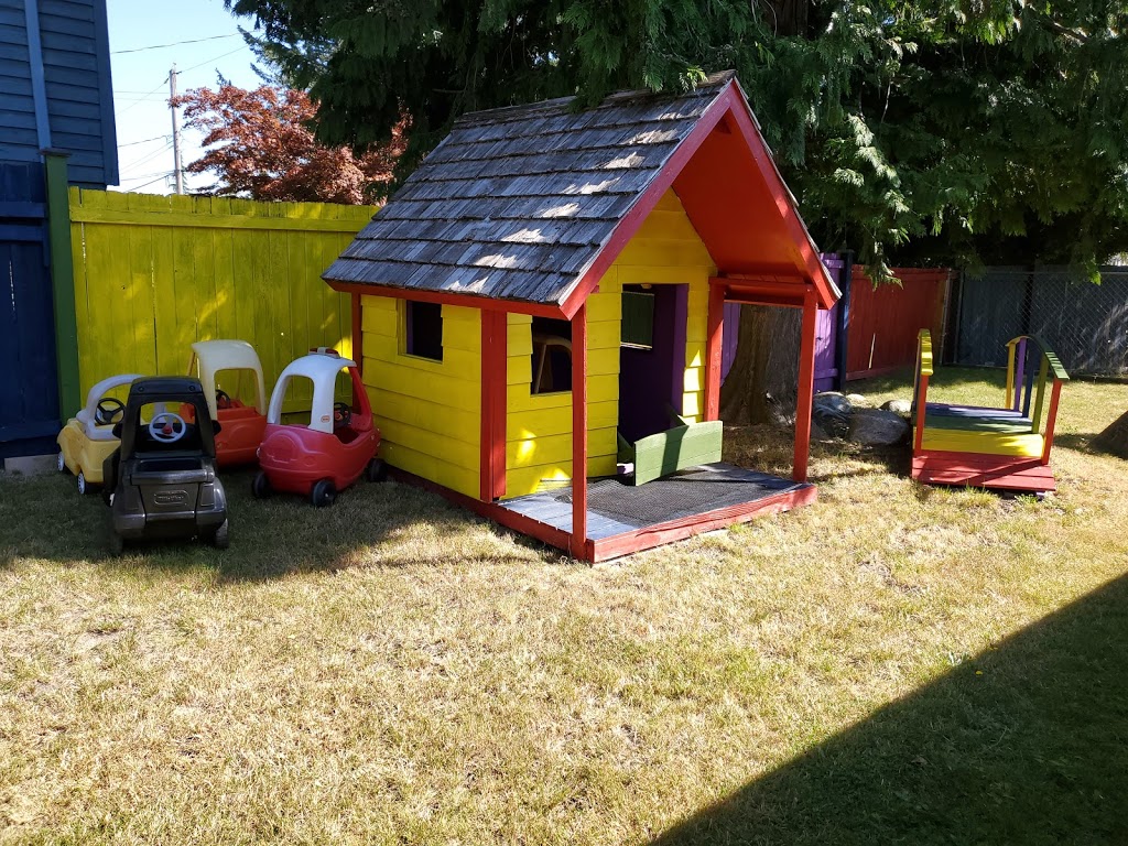 Caterpillar Fun House # 2 | 11601 82 Ave, Delta, BC V4C 2C3, Canada | Phone: (778) 855-3411