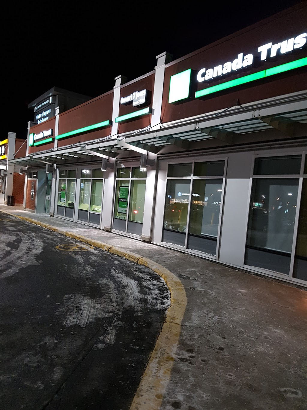 TD Canada Trust Branch and ATM | 2828 De, Rue de Salaberry, Montréal, QC H3M 1L3, Canada | Phone: (514) 332-0151