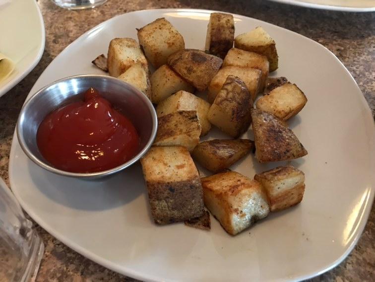 Commons Creperie Cafe | 11 Hampton Rd, Rothesay, NB E2E 5K8, Canada | Phone: (506) 847-8480