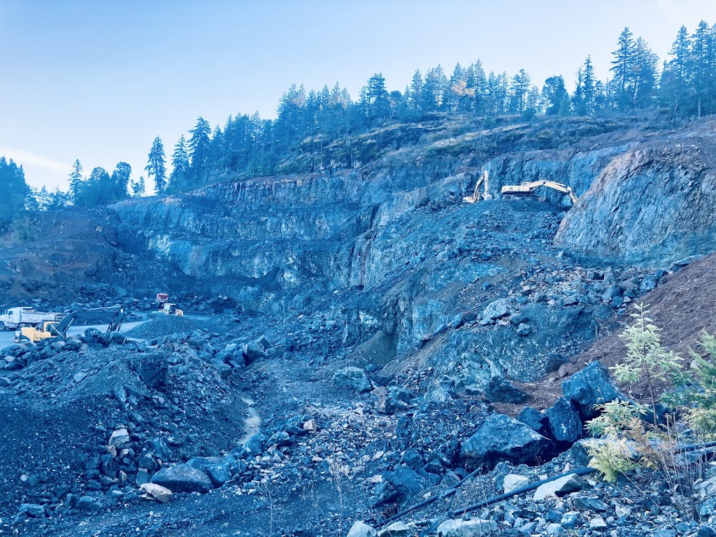 Spider Lake Rock And Gravel Ltd | 2800 Marshland Rd, Qualicum Beach, BC V9K 2L7, Canada | Phone: (250) 927-7625