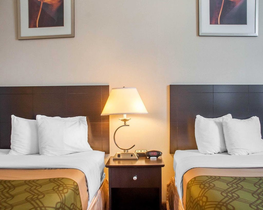 Econo Lodge | 15 Graham St, Woodstock, ON N4S 6J5, Canada | Phone: (519) 533-6066