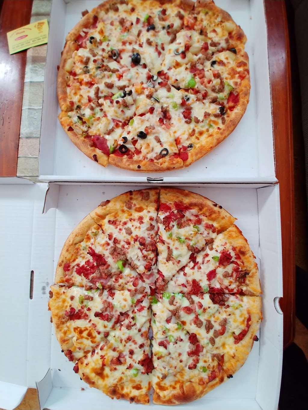 Coast To Coast Pizza | 1330 Northmount Dr NW #1, Calgary, AB T2L 0E6, Canada | Phone: (403) 282-5559