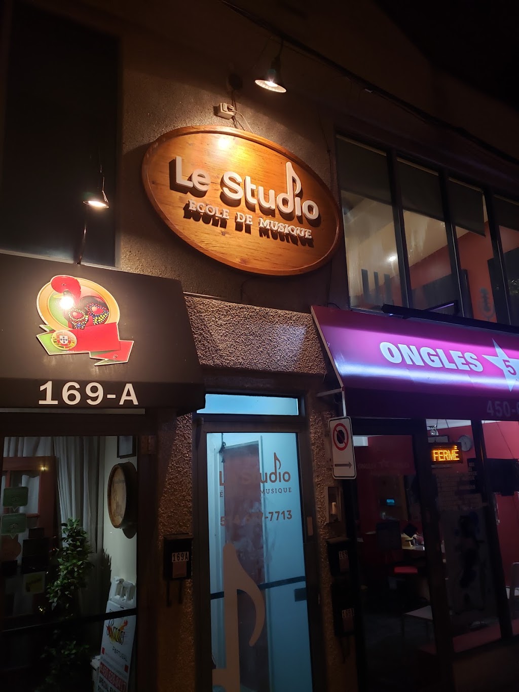 Le Studio École de musique | 169 Bd Sainte-Rose, Laval, QC H7L 1L2, Canada | Phone: (514) 677-7713