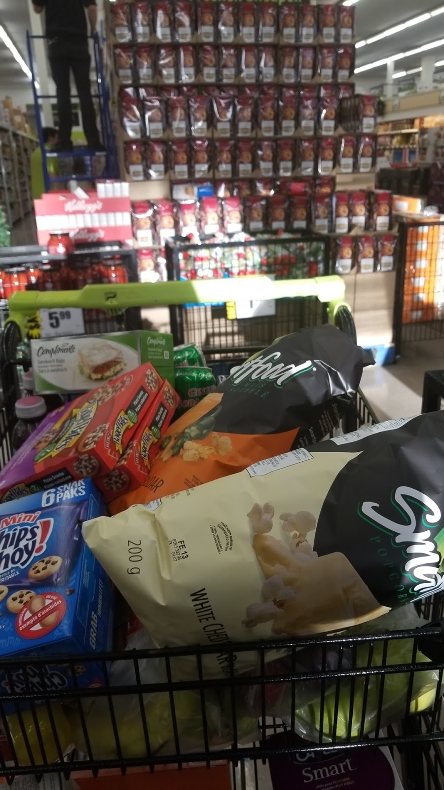 FreshCo | 2201 Brant St, Burlington, ON L7P 3N8, Canada | Phone: (905) 335-2466