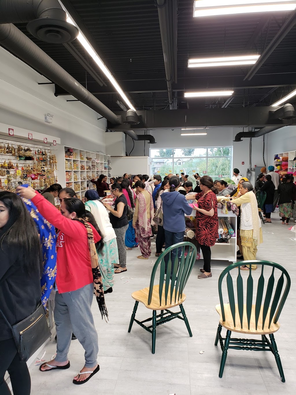 Reet Riwaz Fabrics | 102-3690 Townline Rd, Abbotsford, BC V2T 0G6, Canada | Phone: (604) 758-1200