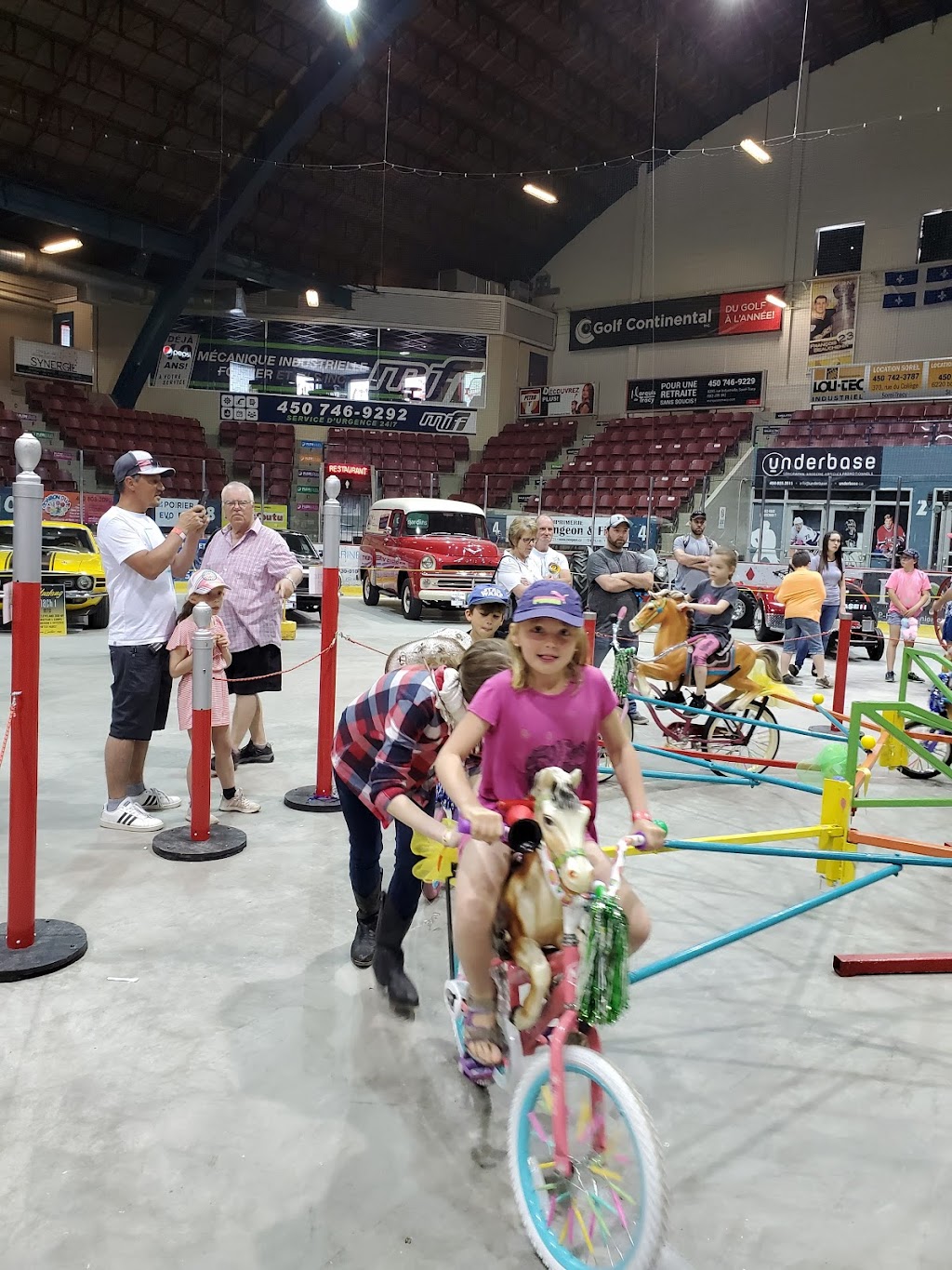 Colisée Cardin | 200 Rue Victoria, Sorel-Tracy, QC J3P 7K1, Canada | Phone: (450) 780-5600