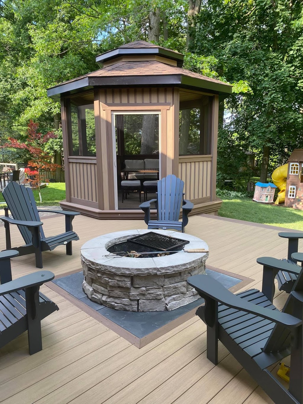 Edwards & Sons Complete Property Maintenance Inc. | 1875 Wharncliffe Rd S Unit 4A, London, ON N6L 1K2, Canada | Phone: (519) 652-0826