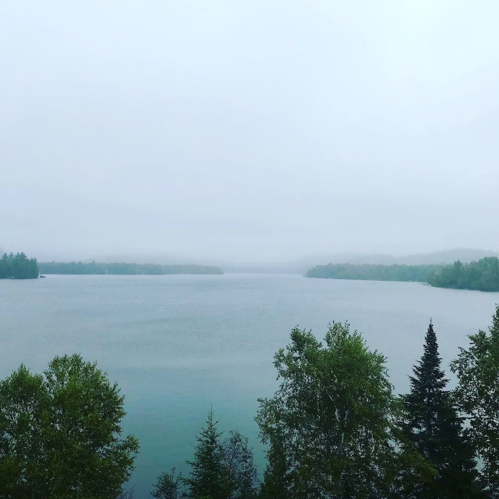 Lac superieur | 2213-2261 Chemin du Lac Supérieur, Lac-Supérieur, QC J0T 1P0, Canada | Phone: (819) 713-0445