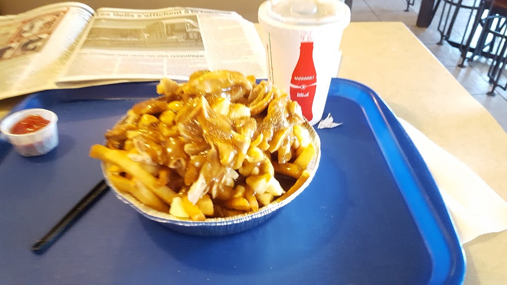 Rôtisserie Fusée | 866 Avenue Taniata, Saint-Jean-Chrysostome, QC G6Z 2E2, Canada | Phone: (418) 834-3333