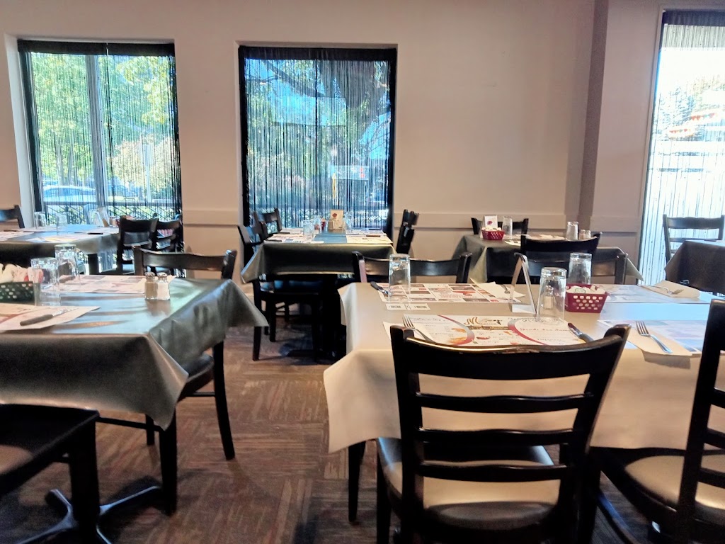 Restaurant Maxime | 49 Rue Notre Dame O, Victoriaville, QC G6P 1R6, Canada | Phone: (819) 758-1516