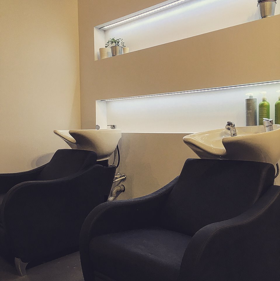 Salon les Décoiffés | Local 112, 989 Route des Rivières, Saint-Nicolas, QC G7A 0P6, Canada | Phone: (418) 496-8800