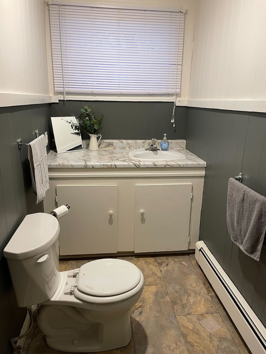 Cabot Cottage | 15 Beaton St, Inverness, NS B0E 1N0, Canada | Phone: (416) 550-7899