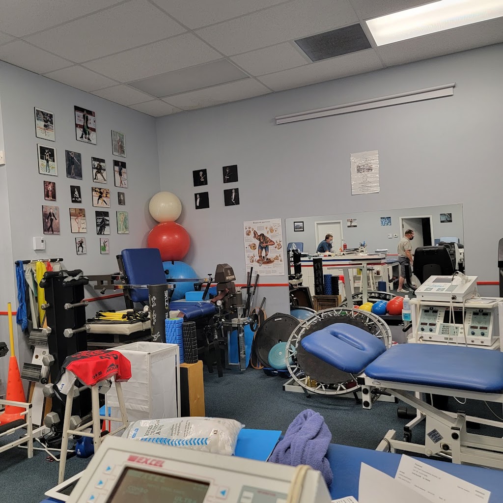 Physio Sports Santé | 3195 Bd Pitfield, Saint-Laurent, QC H4S 1H3, Canada | Phone: (514) 745-3195