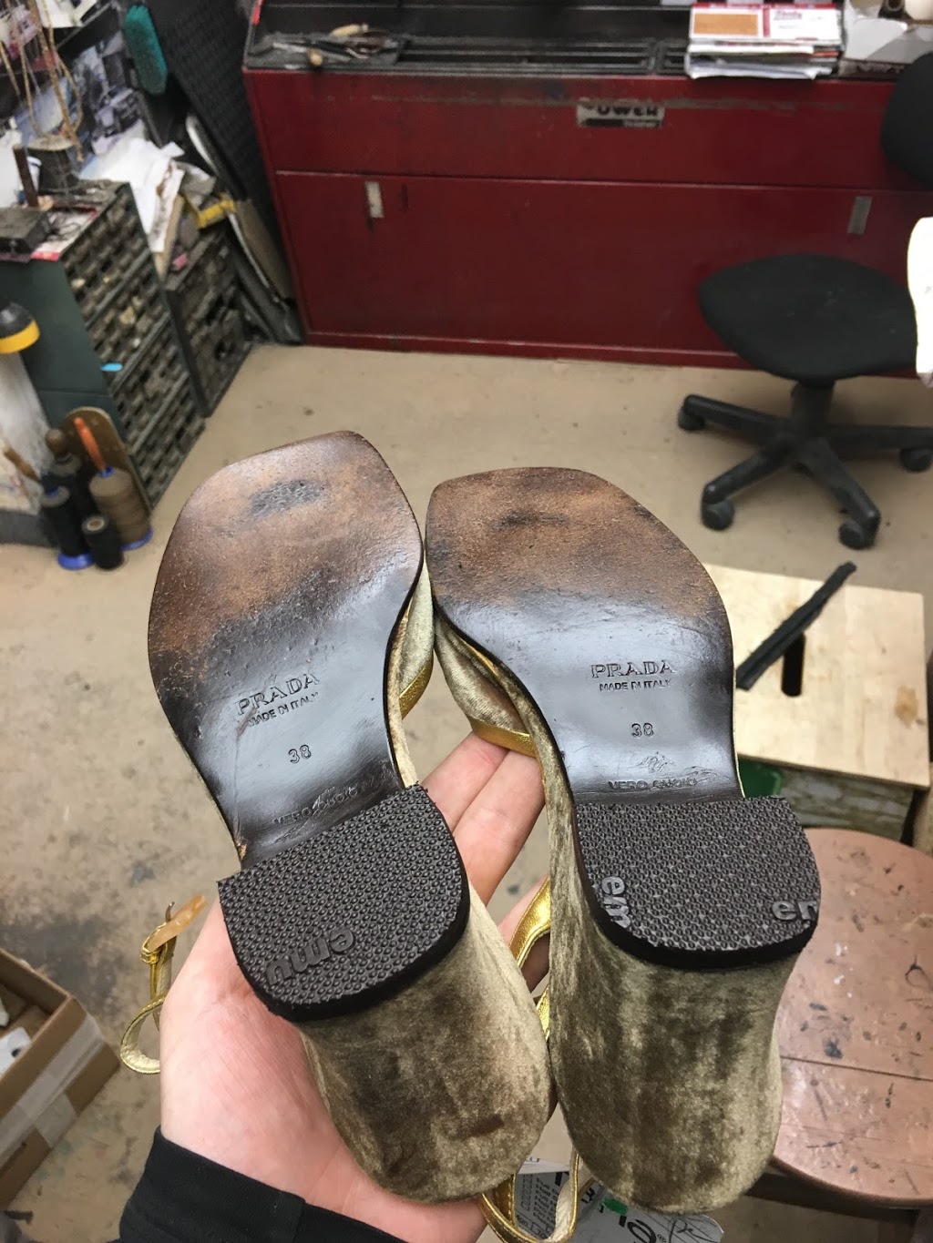 Perfect Shoe Repair | 150 First St, Orangeville, ON L9W 3T7, Canada | Phone: (519) 938-8291