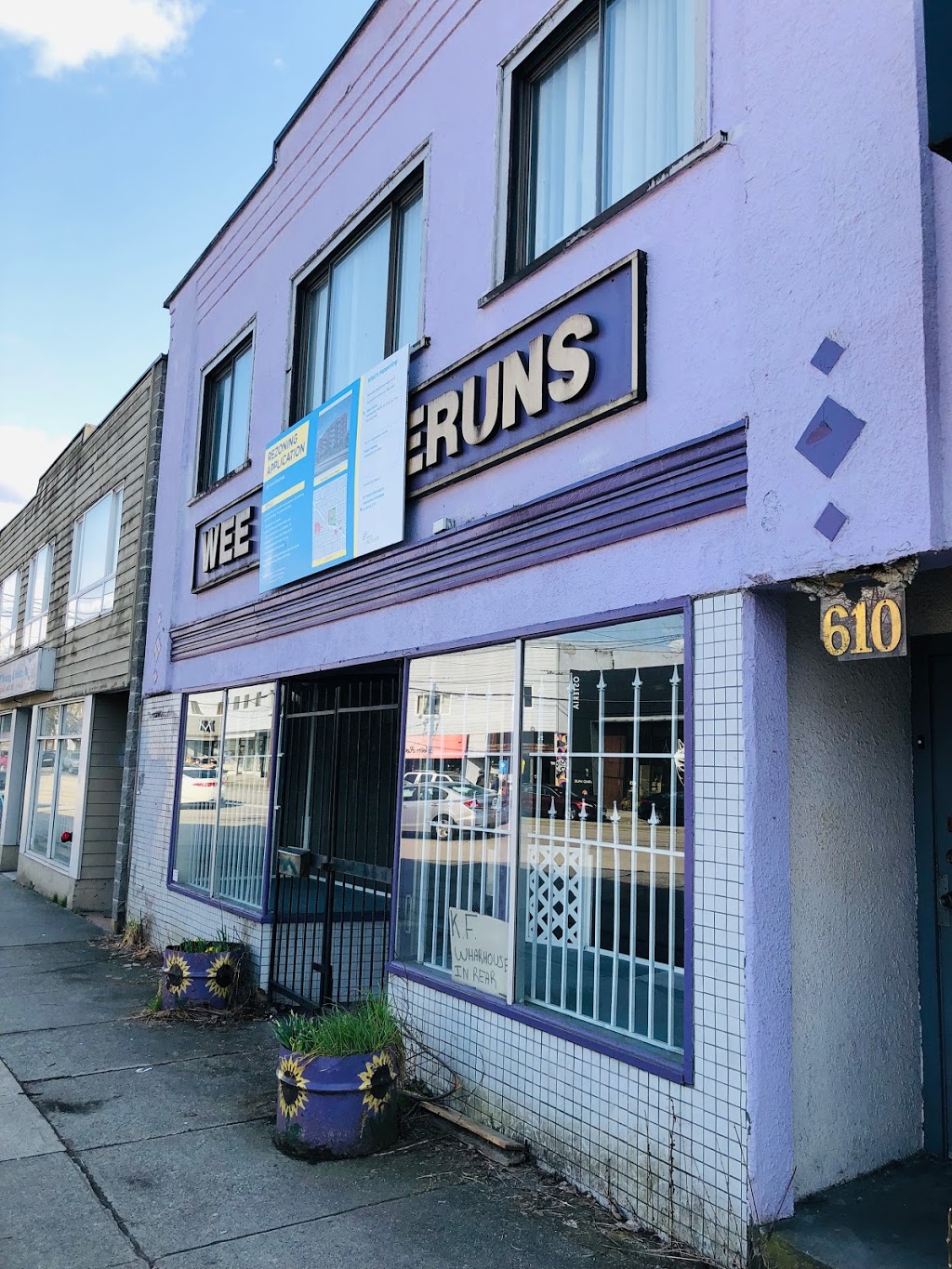 Kosher Food Warehouse | 612 Kingsway, Vancouver, BC V5T 3K4, Canada | Phone: (604) 709-9889