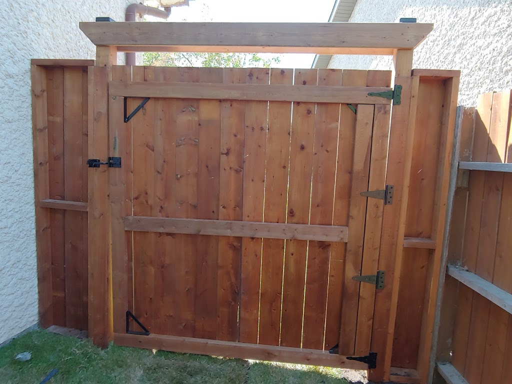 John Dicks Landscaping | 901 Redonda St, Springfield, MB R2C 2Z2, Canada | Phone: (204) 291-7778