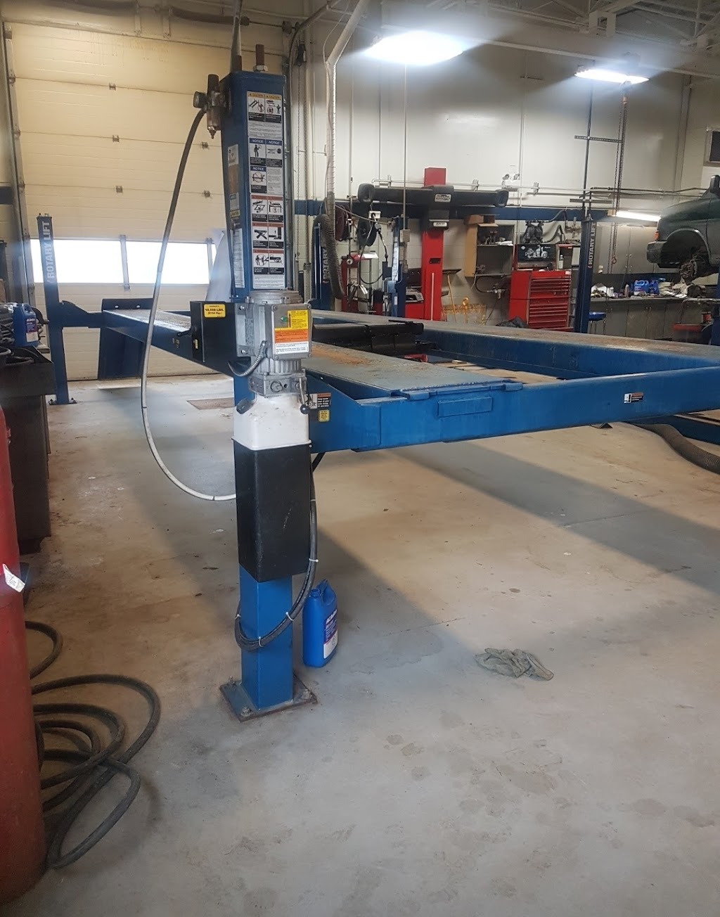 Sheas Hoist Maintenance | 1135 Monaghan Road, rte 213, Lake Verde, PE C1B 3R4, Canada | Phone: (902) 225-0899