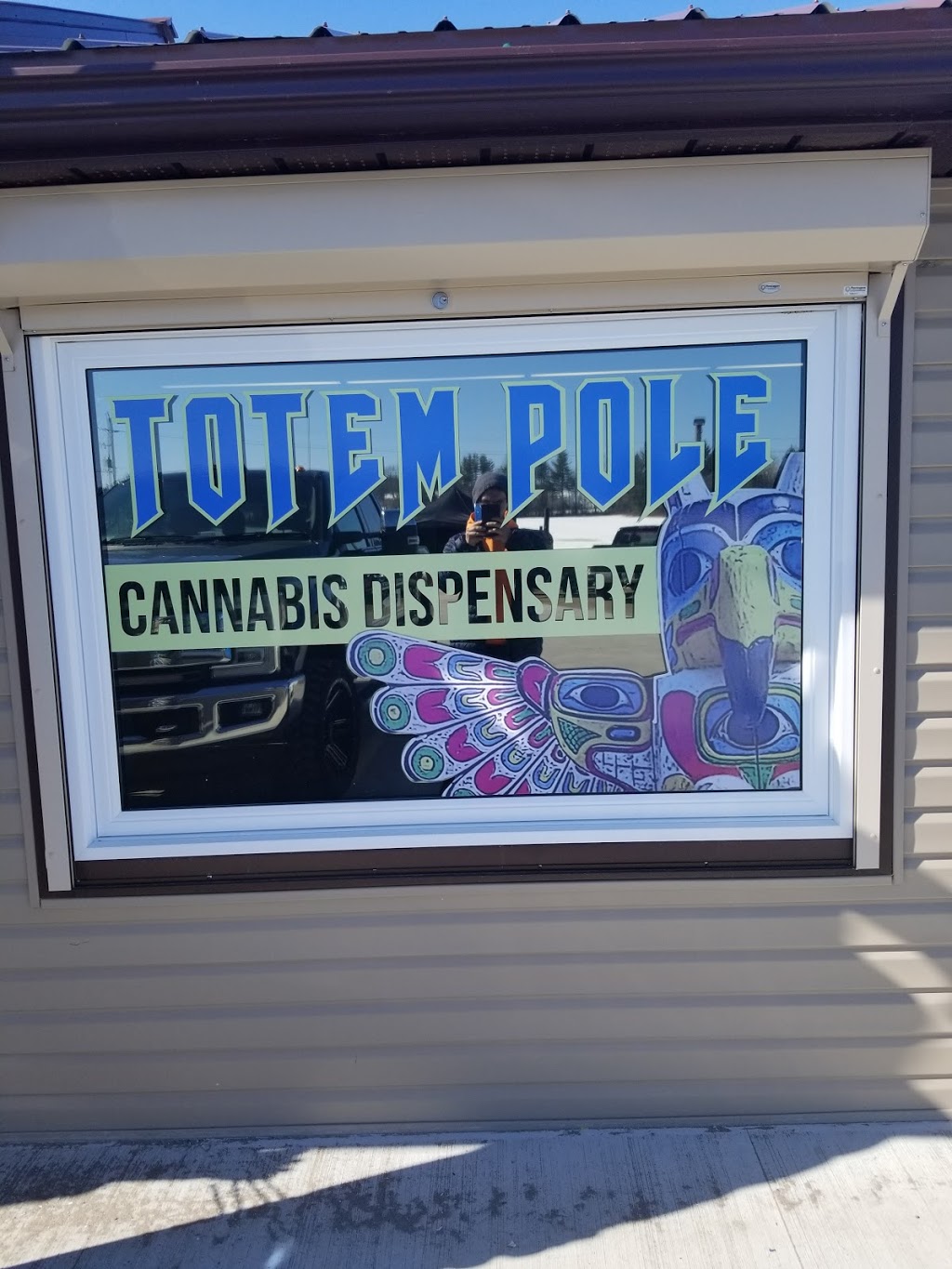 Totem Pole Dispensary | 8454 45, Roseneath, ON K0K 2X0, Canada | Phone: (905) 352-3223