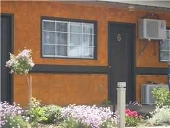 Stardust Motel | 6009 48 Ave, Camrose, AB T4V 0K2, Canada | Phone: (780) 672-1765