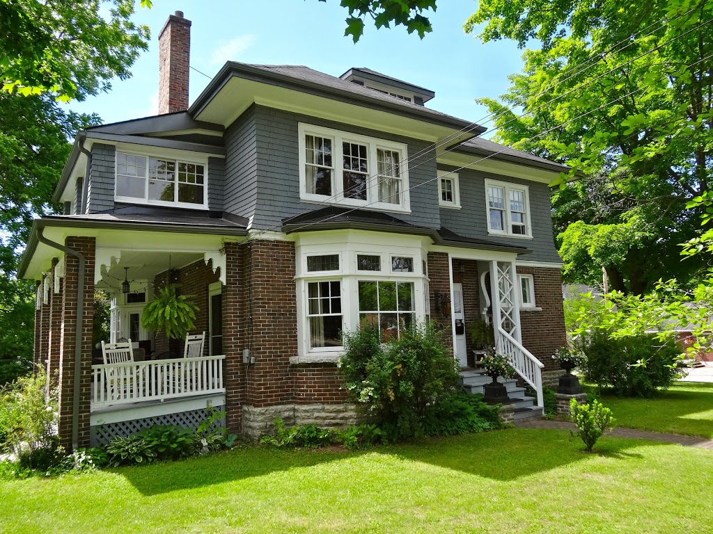 The Captains House Bed and Breakfast | 423 Hugel Avenue, Midland, ON L4R 1V2, Canada | Phone: (705) 245-3555
