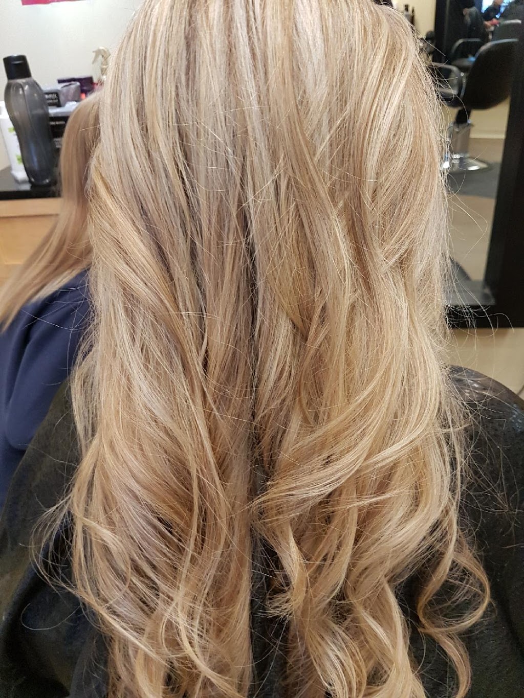 Angles Hair and Aesthetics | 1632 14 Ave NW, Calgary, AB T2N 1M7, Canada | Phone: (403) 543-2333