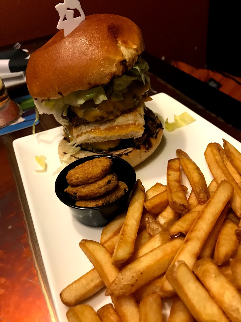Tin Cup Sports Grill | 1831 Walkers Line, Burlington, ON L7M 0H6, Canada | Phone: (905) 315-7727