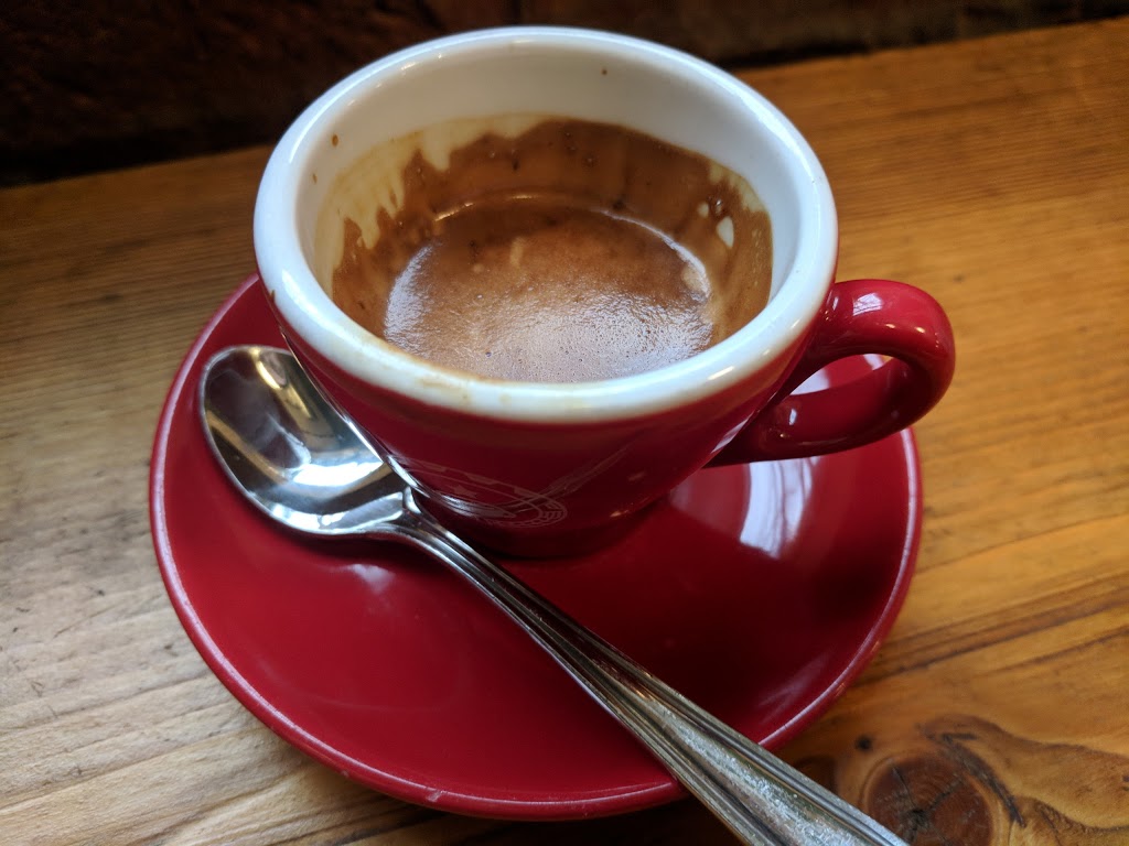 Louie Craft Coffee | 1187 King St W, Toronto, ON M6K 3C5, Canada | Phone: (416) 583-1627
