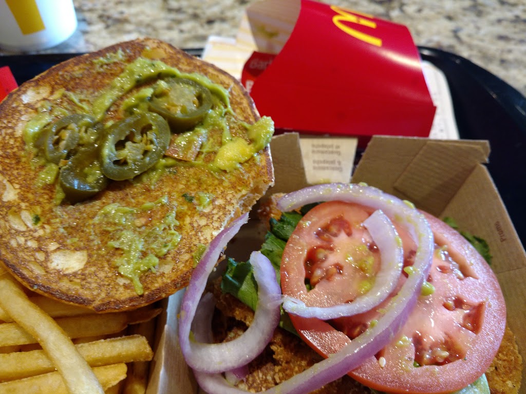 McDonalds | 370 Boulevard Harwood, Vaudreuil-Dorion, QC J7V 7H4, Canada | Phone: (450) 455-3353