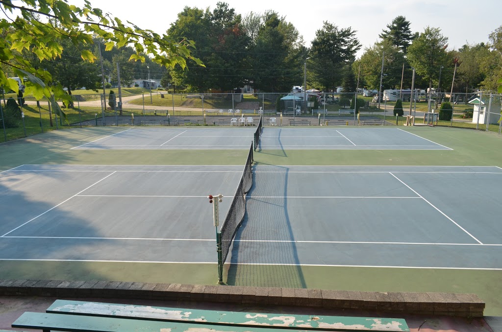 Club Naturiste Loisirs Air Soleil Inc | 238 Chemin Allard, LAvenir, QC J0C 1B0, Canada | Phone: (819) 394-2556