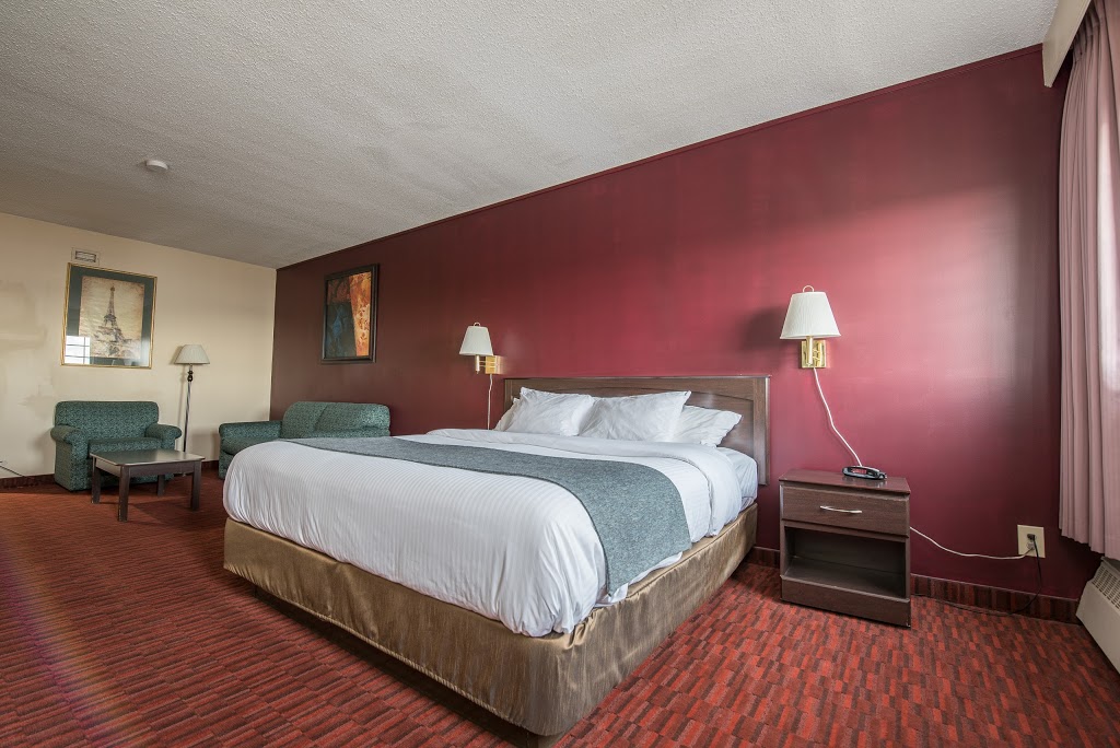 Argyll Plaza Hotel | 9933 63 Ave NW, Edmonton, AB T6E 6C9, Canada | Phone: (866) 203-2930